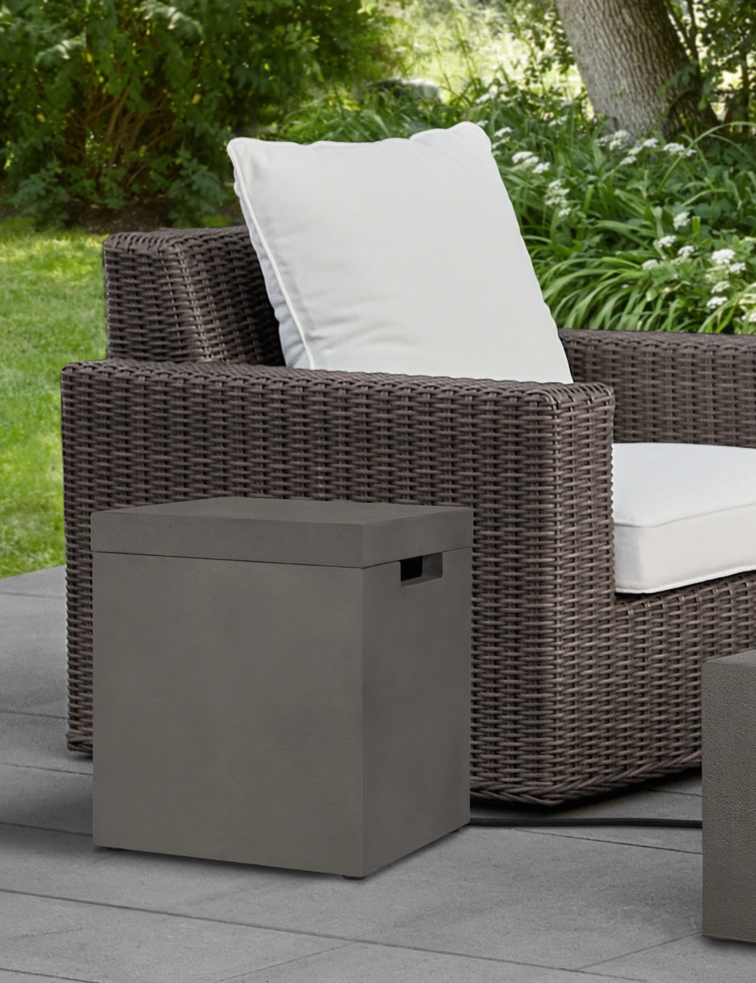 Auberon Propane Tank Cover - Image 2