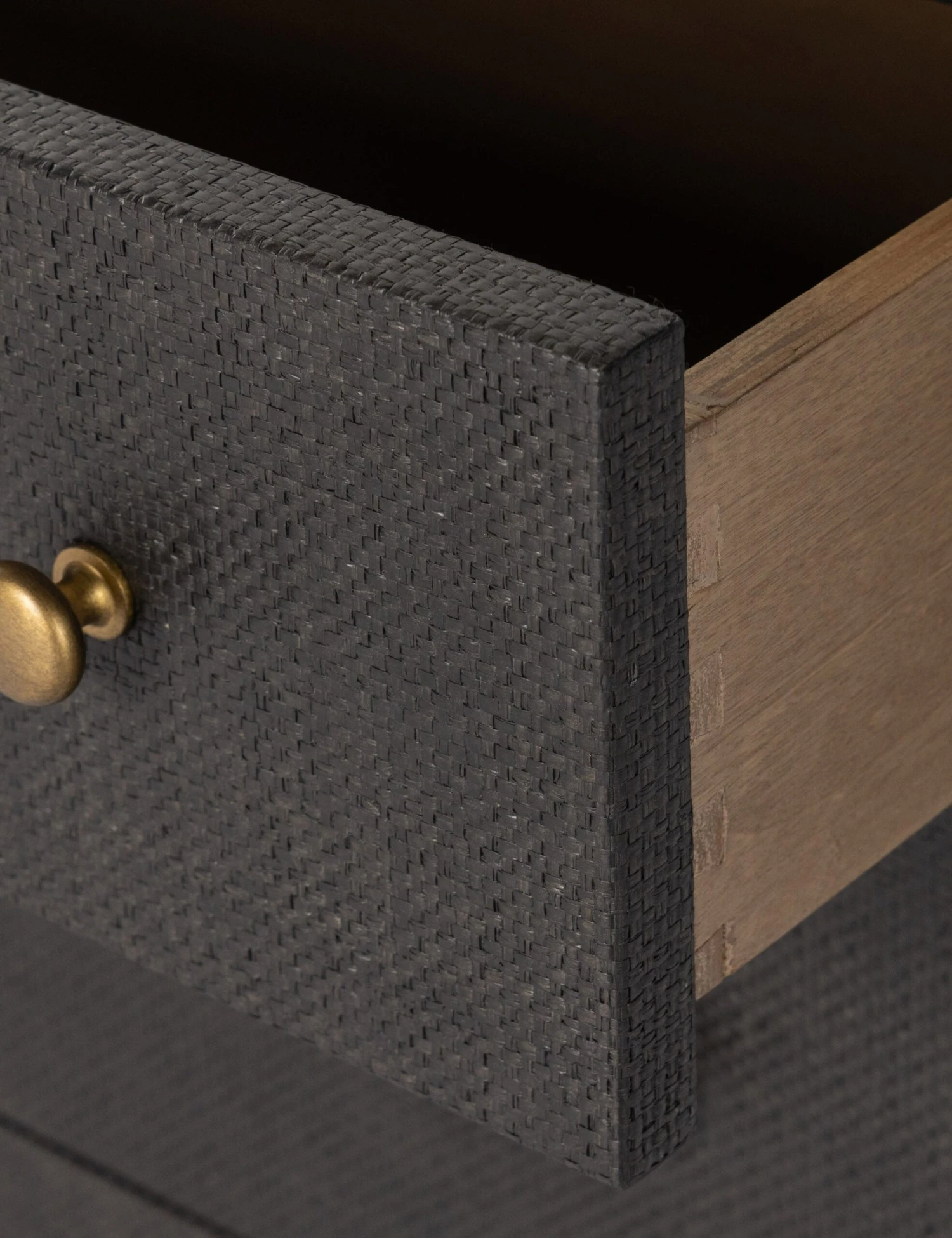 Darina Dresser - Image 5