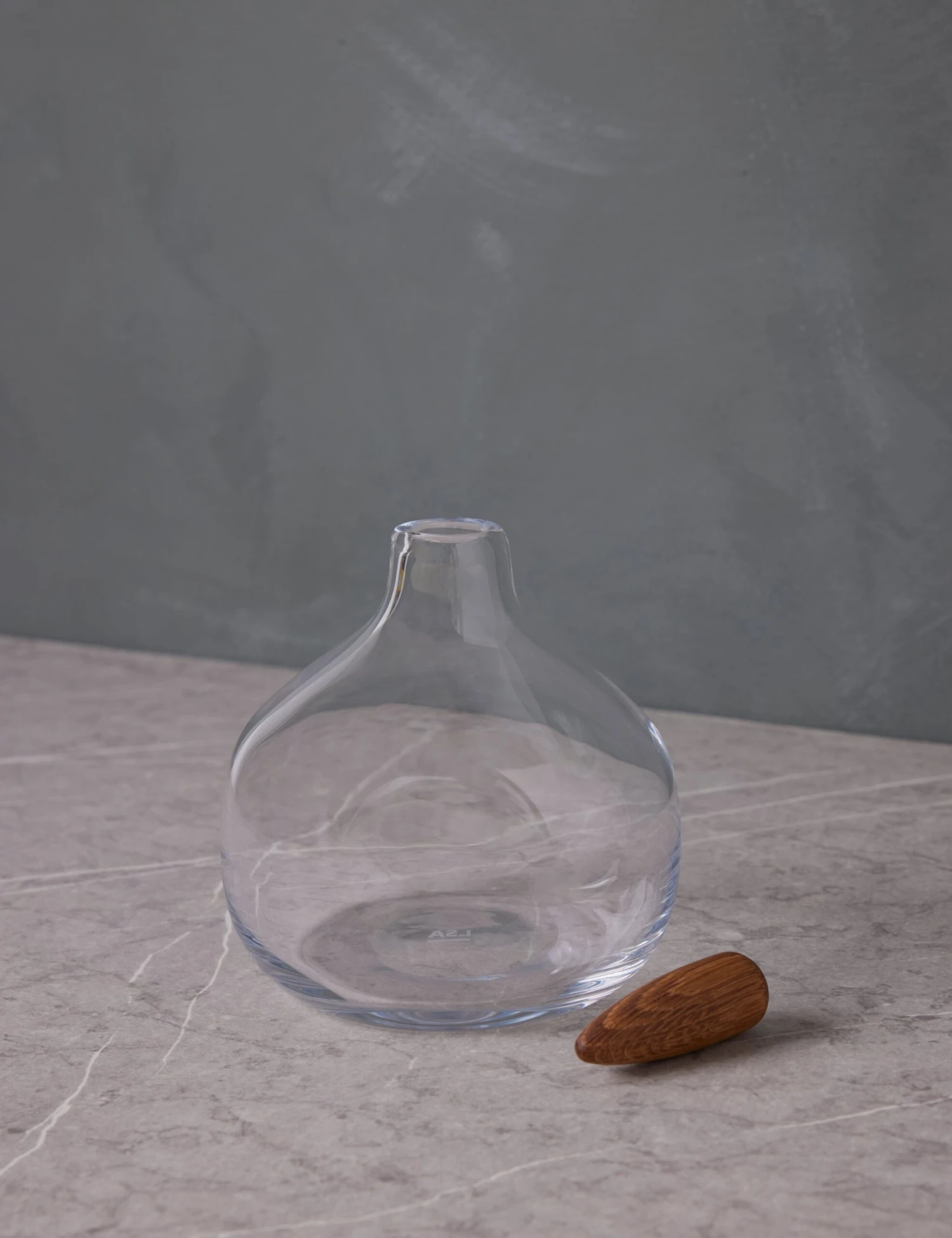 Float Decanter By LSA International - Image 2