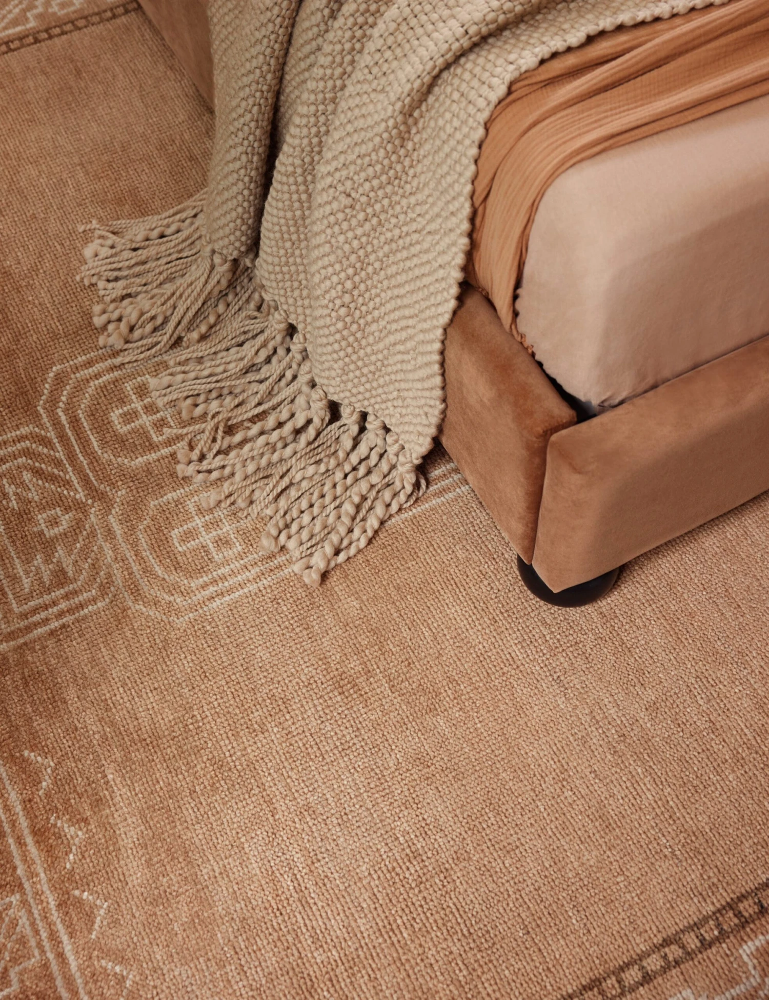 Velasquez Rug - Image 10