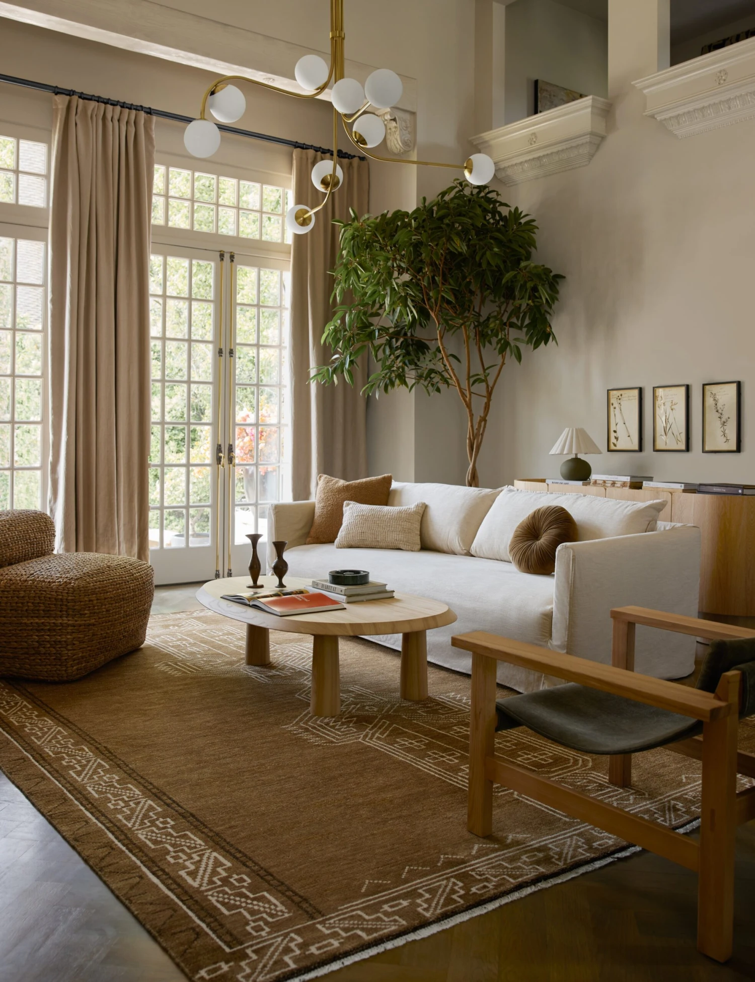 Velasquez Rug - Image 2