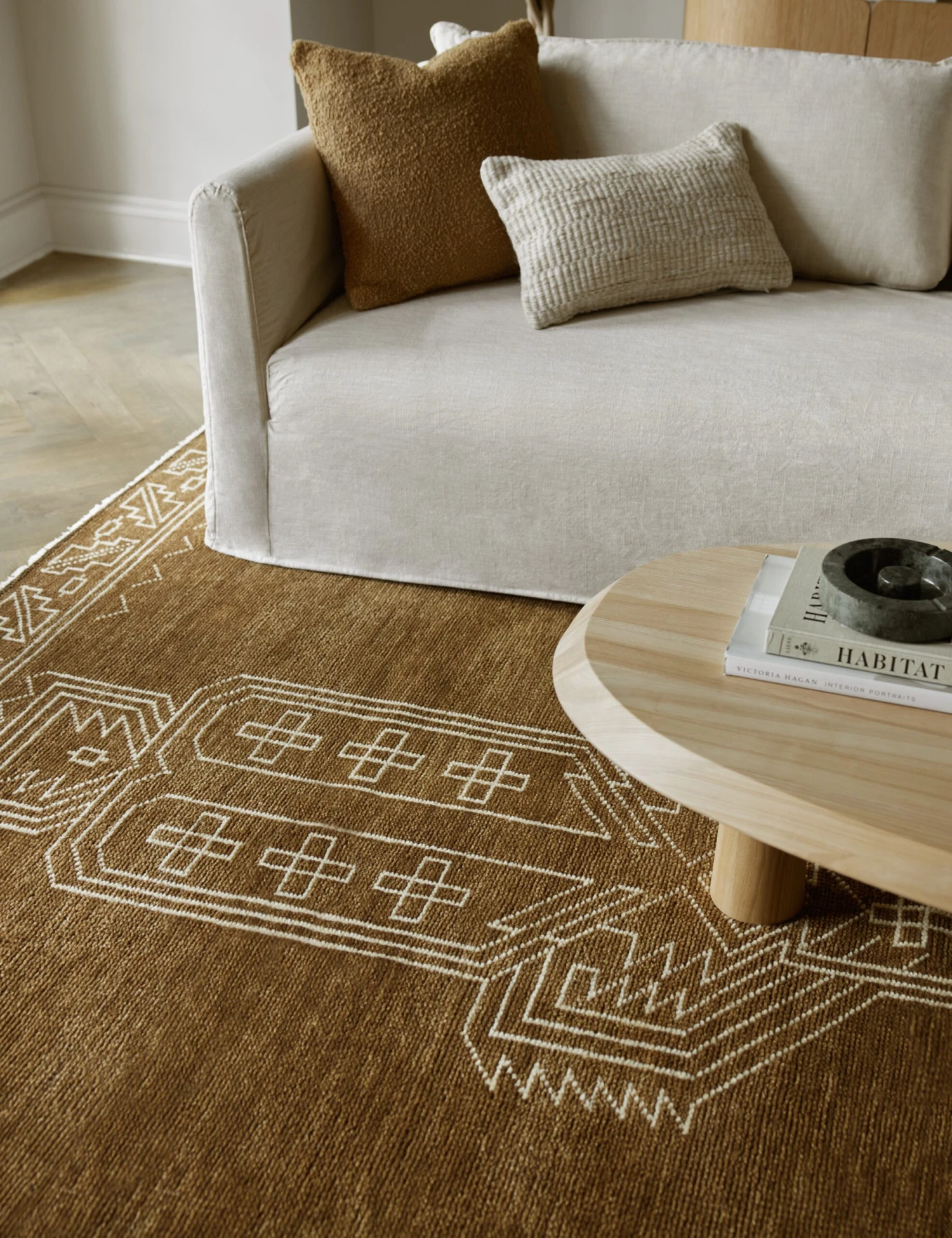 Velasquez Rug - Image 4