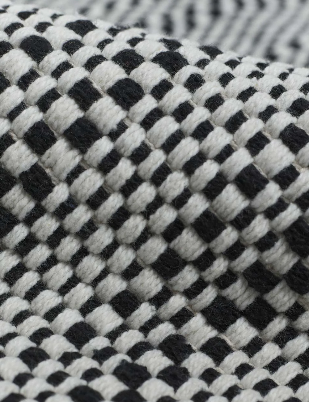 Saskia Mat - Image 5