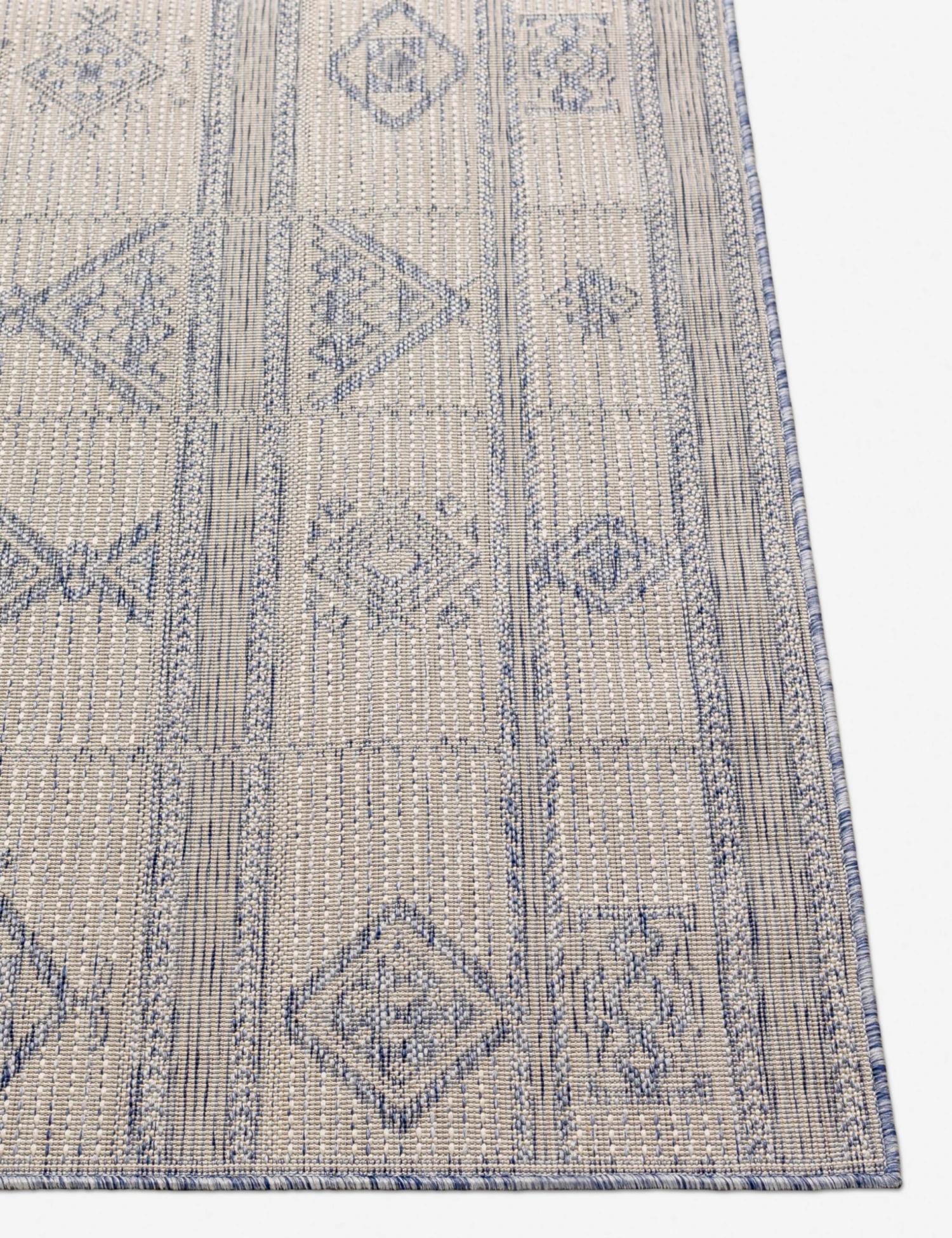 Yamina Indoor / Outdoor Rug - Image 10