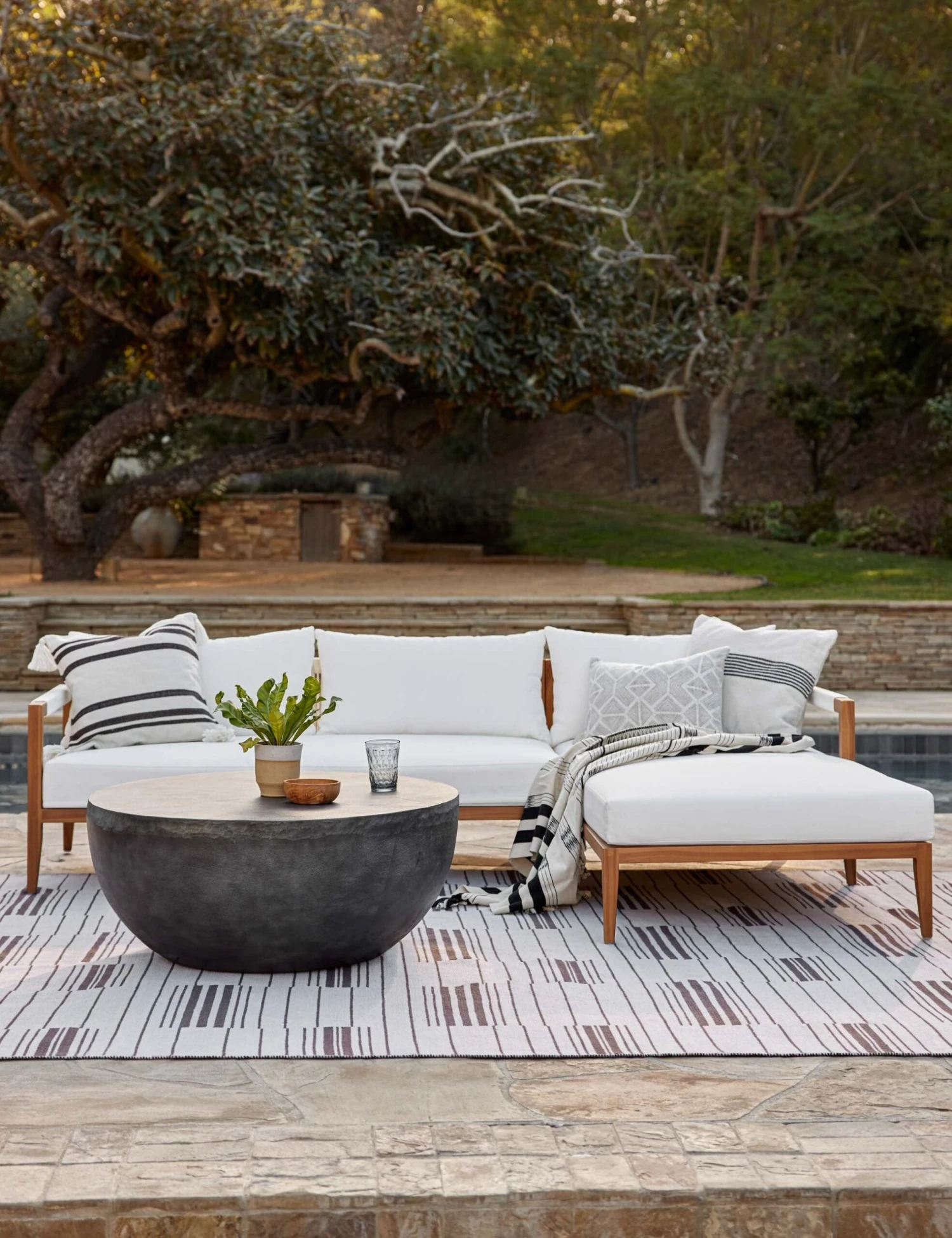Ohana Indoor / Outdoor Round Coffee Table - Image 5